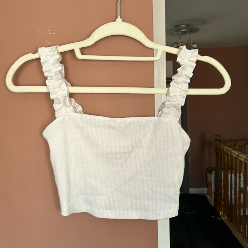 Aritzia Sunday Best Crop Tank Top